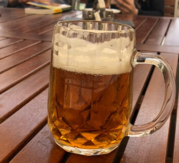 レストランネボジーゼクのビール